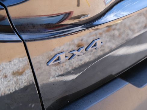 Used 2019 Jeep Renegade Trailhawk AWD/4WD image 17