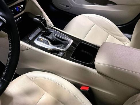 Used 2018 Buick Regal Essence w/ Driver Confidence Package #1 image 33