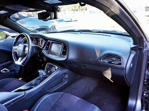 Used 2016 Dodge Challenger SRT w/ Technology Group image 12