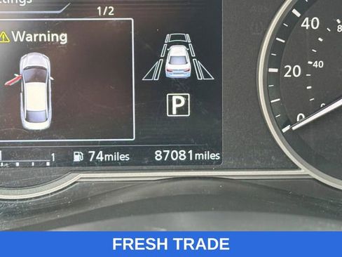 Used 2021 Nissan Versa SV image 25