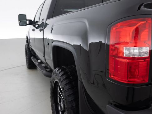 Used 2018 GMC Sierra 2500 SLT image 13