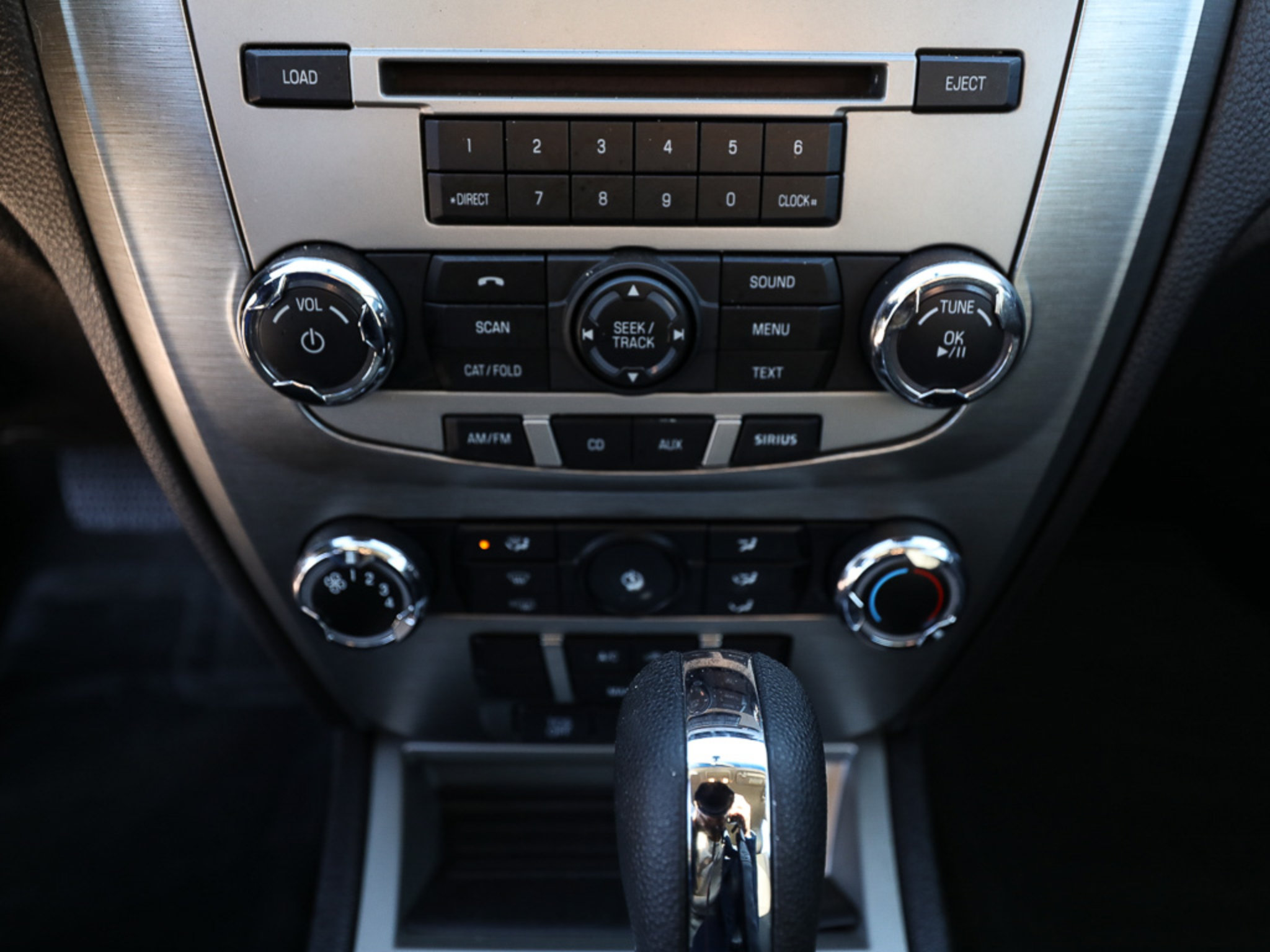 Used 2012 Ford Fusion SE FWD image 16