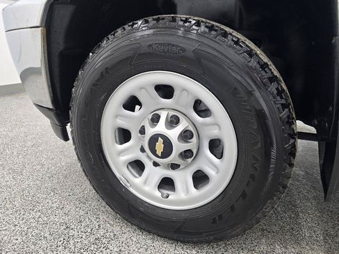 Used 2014 Chevrolet Silverado 3500 W/T RWD image 30