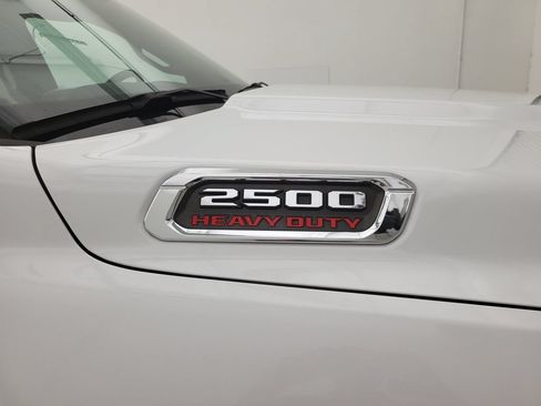 Used 2021 RAM 2500 Big Horn w/ Level 1 Equipment Group AWD/4WD image 25