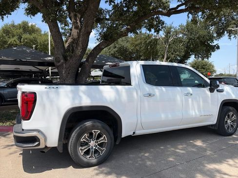 Used 2025 GMC Sierra 1500 SLT AWD/4WD image 8