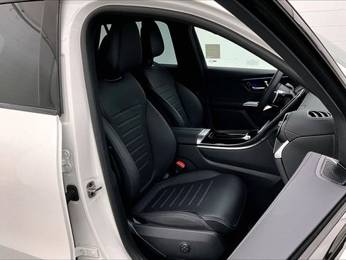 Used 2026 Mercedes-Benz GLC 300 image 6