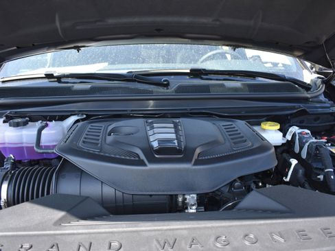 New 2026 Jeep Grand Wagoneer 4WD image 39