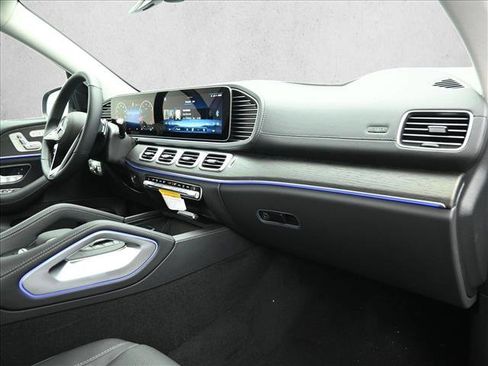 Certified 2026 Mercedes-Benz GLS 450 4MATIC image 27