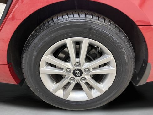 Used 2017 Hyundai Sonata SE image 7
