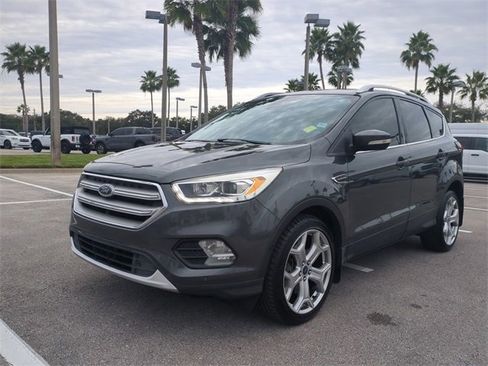 Used 2019 Ford Escape Titanium image 8