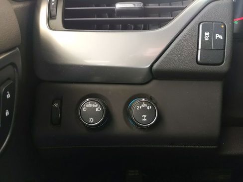Used 2019 Chevrolet Tahoe LS AWD/4WD image 23