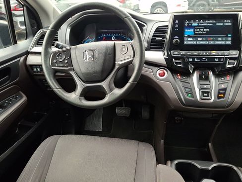 Used 2019 Honda Odyssey EX image 14