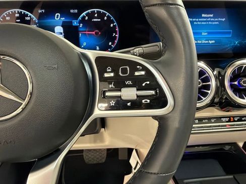 Used 2023 Mercedes-Benz GLB 250 4MATIC image 12
