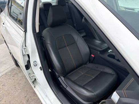 Used 2019 Nissan Altima 2.5 SR w/ SR Premium Package AWD/4WD image 7