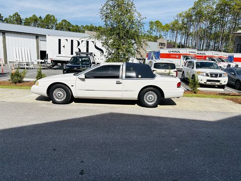 Used 1995 Mercury Cougar XR7 image 2