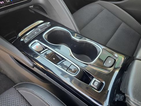 Used 2023 Buick Envision Preferred FWD image 20