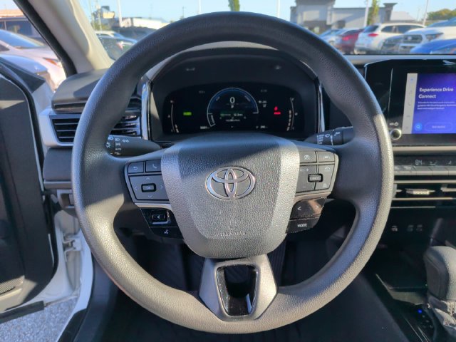 Certified 2025 Toyota Camry LE FWD image 12