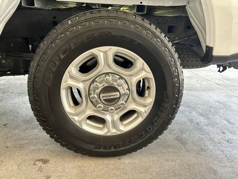 Used 2025 Ford F250 XLT w/ FX4 Off-Road Package AWD/4WD image 16