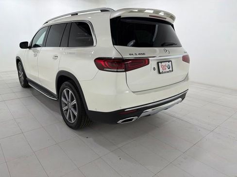 Used 2023 Mercedes-Benz GLS 450 4MATIC image 3