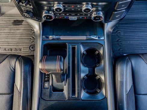 Used 2025 Ford F150 Raptor image 27