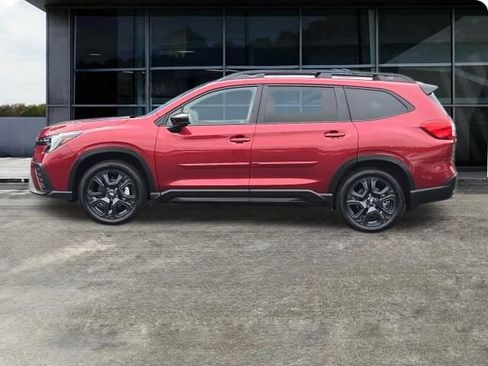 Certified 2025 Subaru Ascent Bronze Edition AWD/4WD image 7