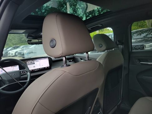 New 2026 Audi Q3 quattro 2.0T AWD/4WD image 25