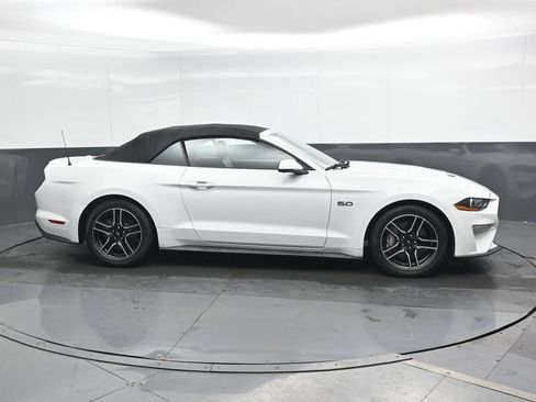 Used 2018 Ford Mustang GT Premium RWD image 4