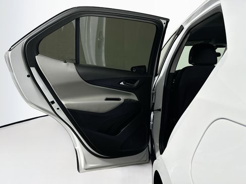 Used 2024 Chevrolet Equinox LS w/ Sport Edition image 25