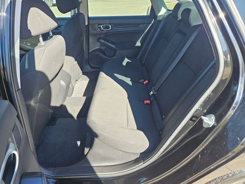 Certified 2022 Honda Civic EX image 10