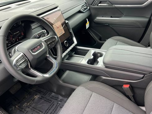 New 2026 GMC Acadia Elevation image 8