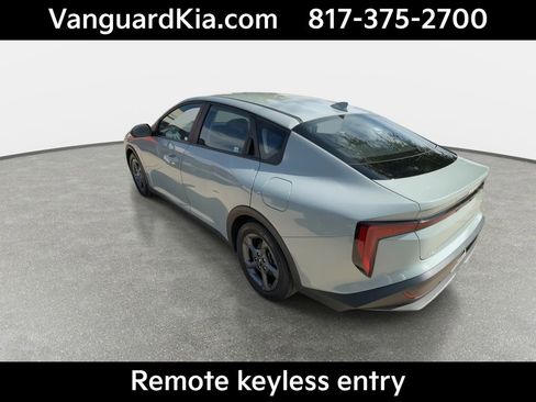 Certified 2025 Kia K4 LXS FWD image 7
