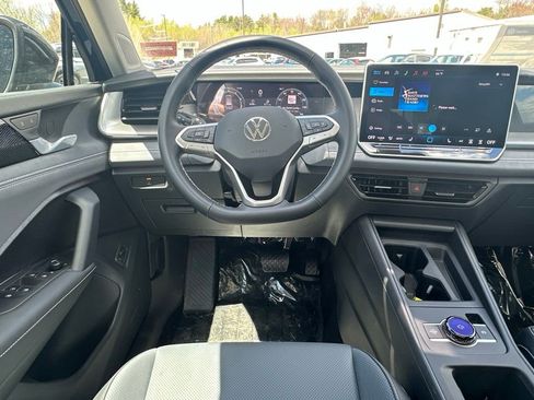 New 2026 Volkswagen Tiguan SE AWD/4WD image 13