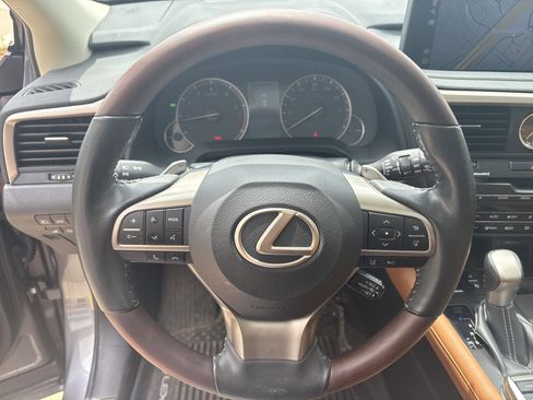 Certified 2022 Lexus RX 350 AWD w/ Premium Package image 18