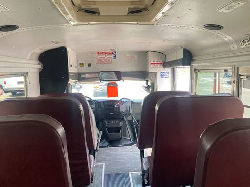 Used 2005 Chevrolet Express 3500 w/ School Bus Package RWD image 30