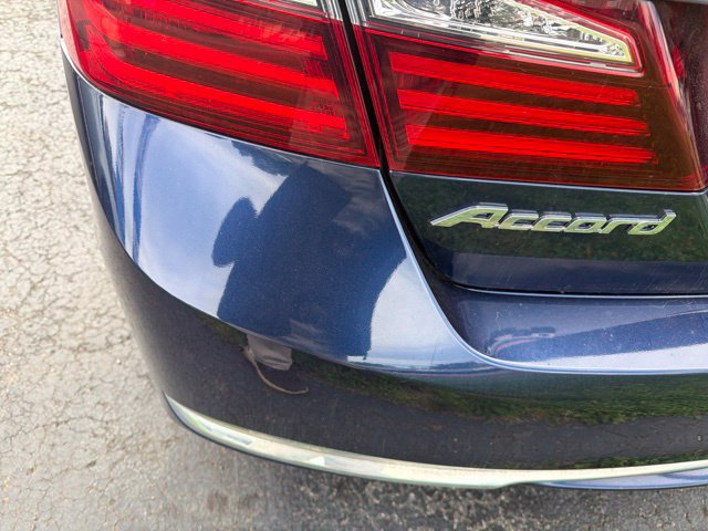 Used 2017 Honda Accord EX image 5