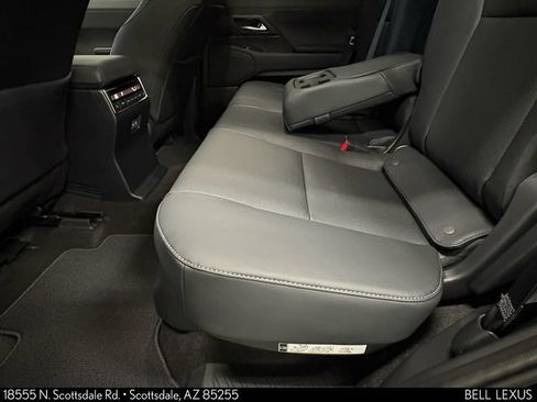 Used 2026 Lexus GX 550 w/ Cold Area Package AWD/4WD image 21
