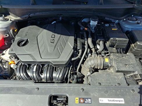 Certified 2024 Kia Sportage LX AWD/4WD image 30