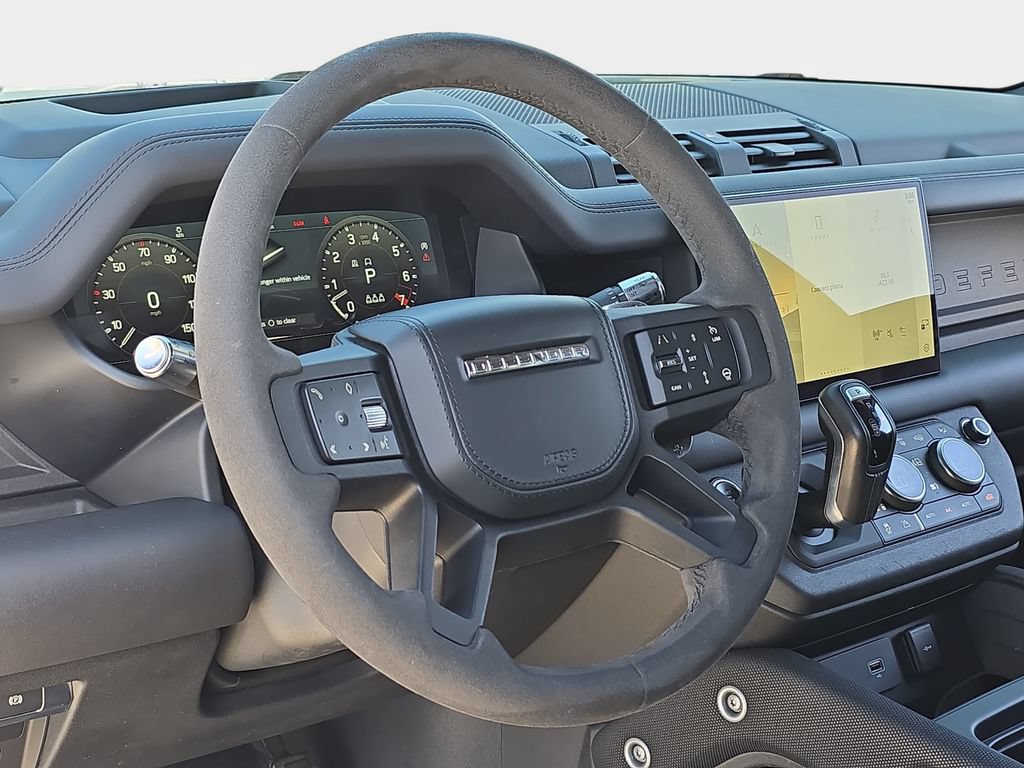 Used 2022 Land Rover Defender 110 V8 AWD/4WD image 20