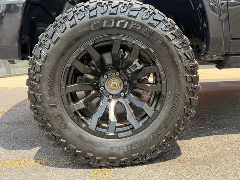 Used 2021 RAM 1500 Limited w/ Night Edition AWD/4WD image 5