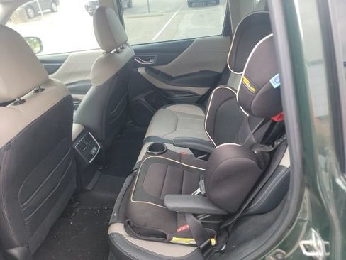 Used 2023 Subaru Forester Limited AWD/4WD image 9