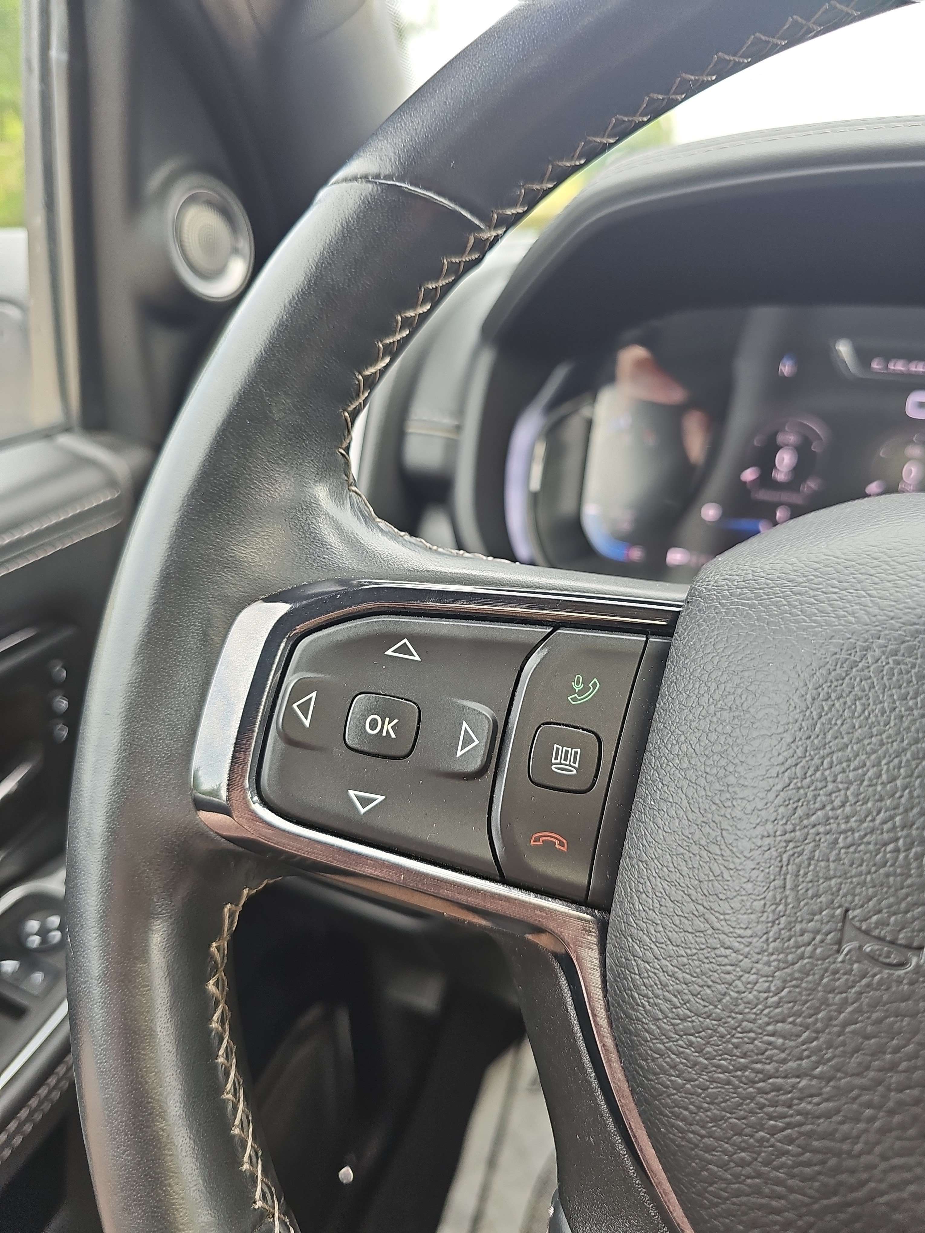 Used 2024 RAM 2500 Limited AWD/4WD image 28