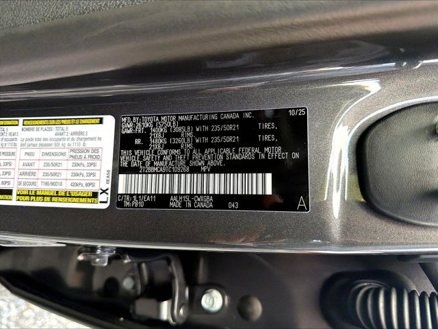 Used 2026 Lexus RX 350h w/ Kick Snesor w/ Tow Package AWD/4WD image 21