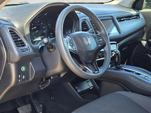 Used 2022 Honda HR-V EX image 9