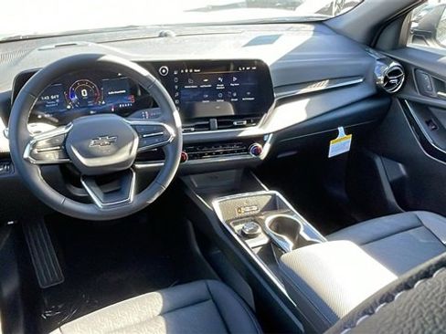 New 2026 Chevrolet Equinox LT image 14