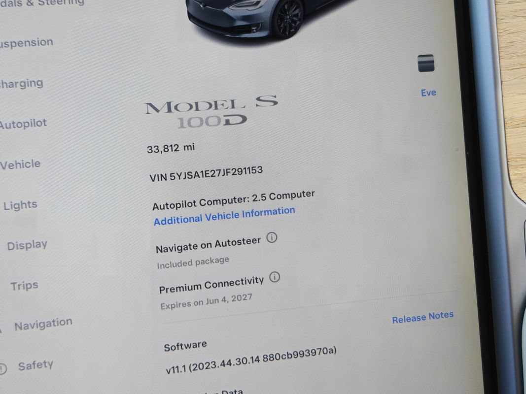 Used 2018 Tesla Model S 100D AWD/4WD image 24
