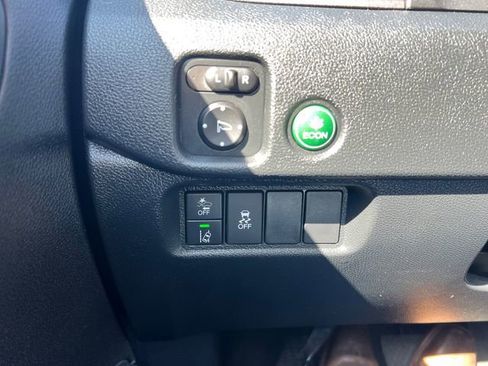 Used 2022 Honda Pilot EX-L image 25