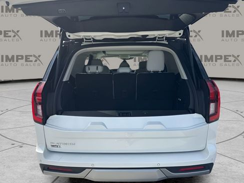 Used 2025 Ford Expedition Platinum w/ Driver's Package image 31