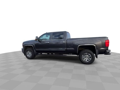 Used 2016 Chevrolet Silverado 2500 LTZ w/ Duramax Plus Package image 5