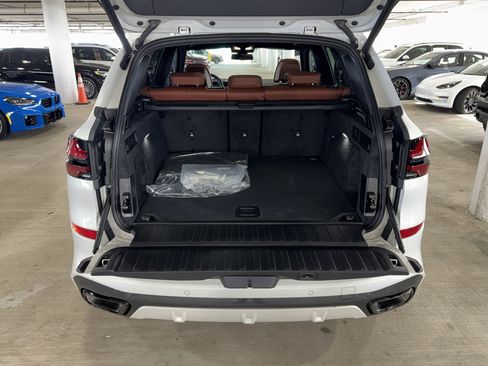 New 2026 BMW X5 sDrive40i w/ M Sport Package image 12