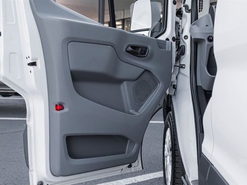 Used 2017 Ford Transit 150 XLT image 20